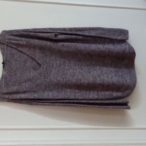 A net sweater can wear in the fall or spring